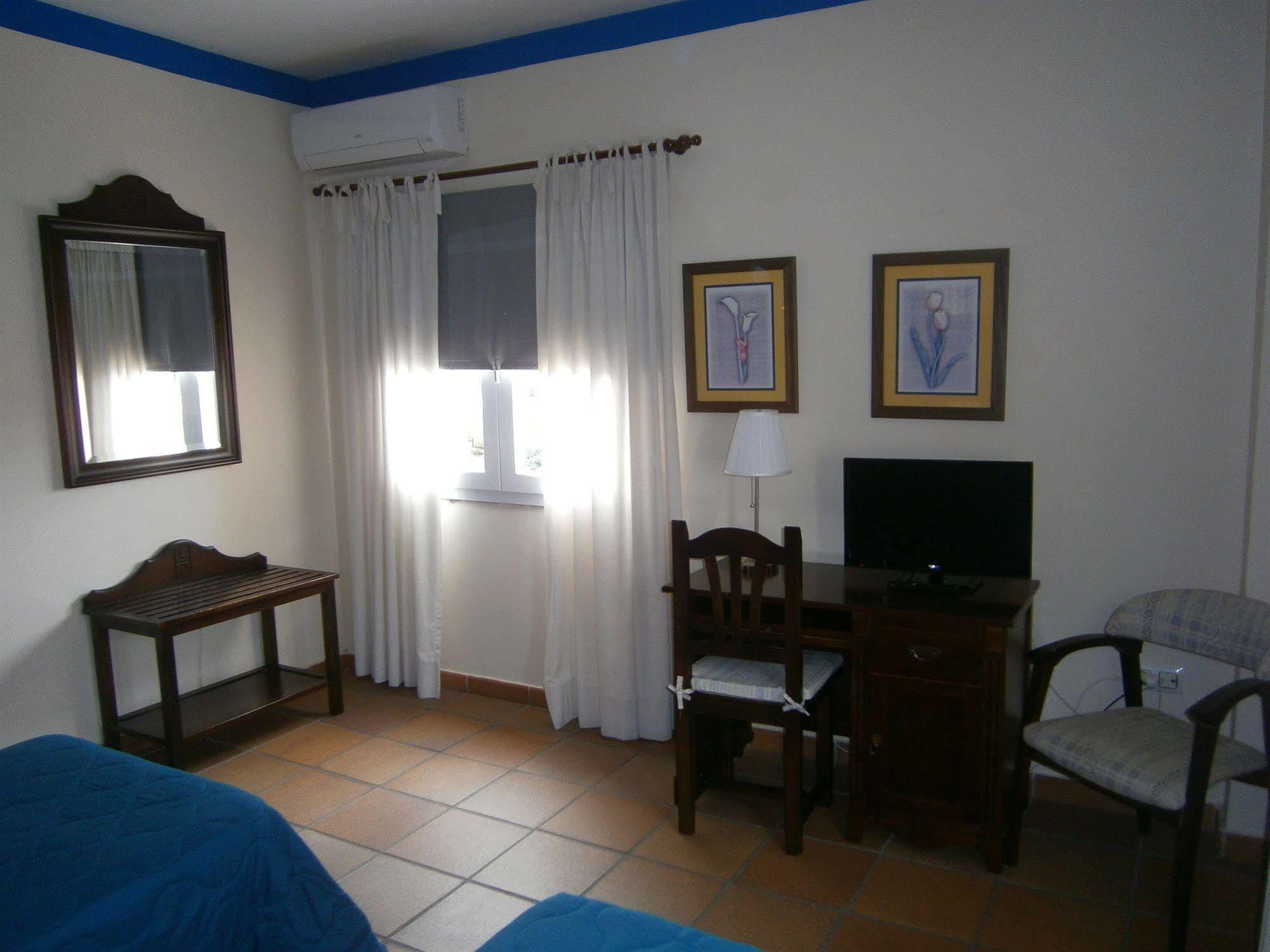 Hotel La Palmosa Alcalá de los Gazules Exteriér fotografie
